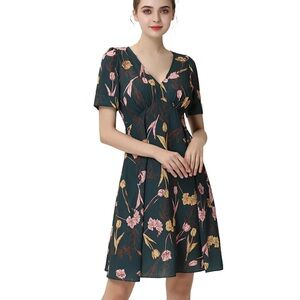 KIMI + KAI Tess Fit and Flare Floral dress - Size Medium